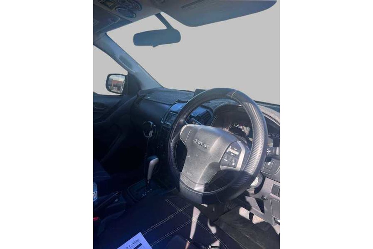 2014 Isuzu D-MAX SX  4X4