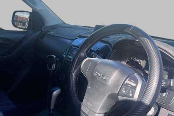 2014 Isuzu D-MAX SX  4X4