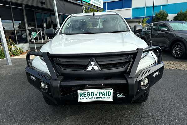 2022 Mitsubishi Triton GLX MR 4X4