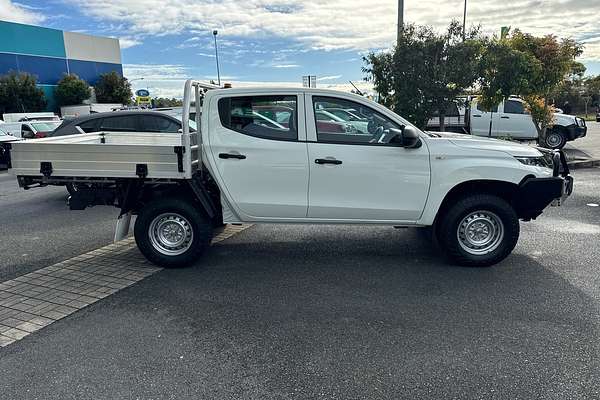 2022 Mitsubishi Triton GLX MR 4X4