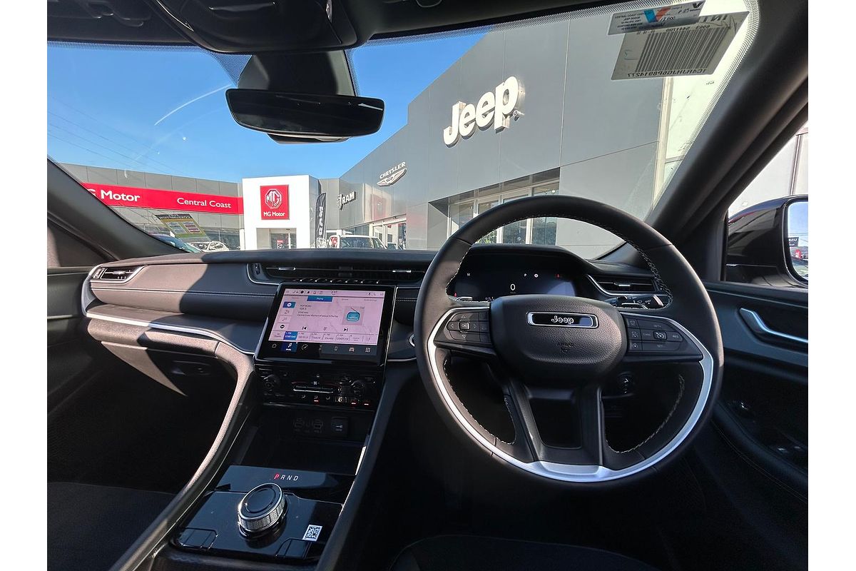 2023 Jeep Grand Cherokee Night Eagle WL