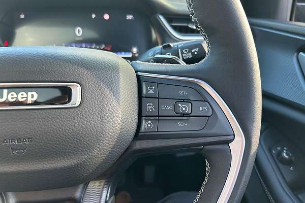2023 Jeep Grand Cherokee Night Eagle WL