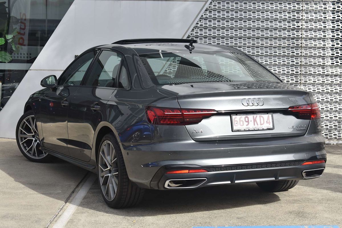 2024 Audi A4 45 TFSI S line B9