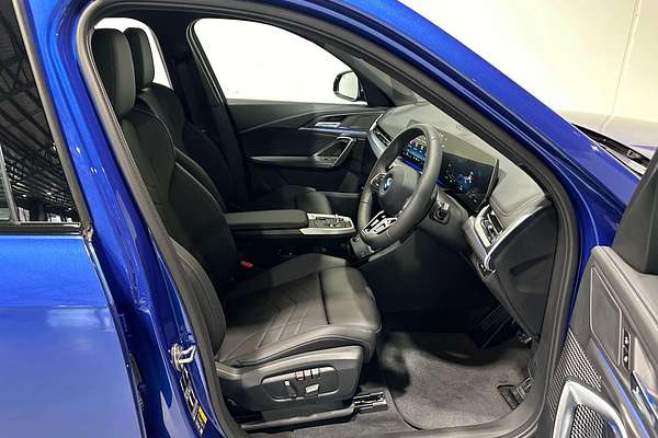 2024 BMW iX1 xDrive30 M Sport U11