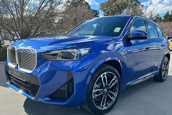 2024 BMW iX1 xDrive30 M Sport U11