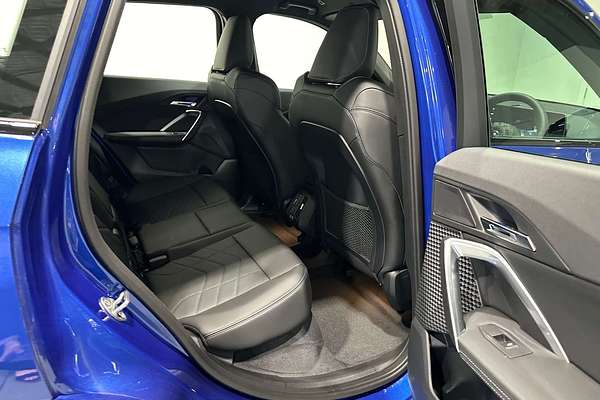2024 BMW iX1 xDrive30 M Sport U11