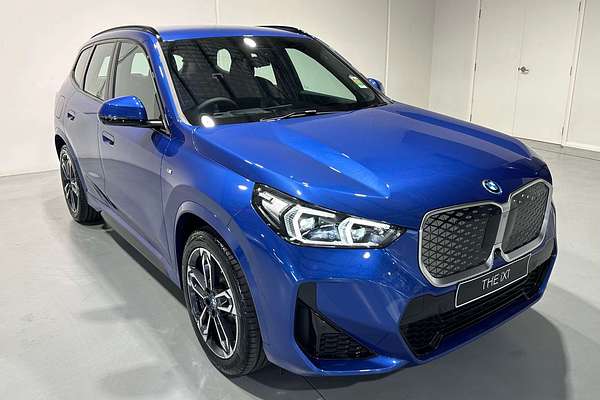 2024 BMW iX1 xDrive30 M Sport U11