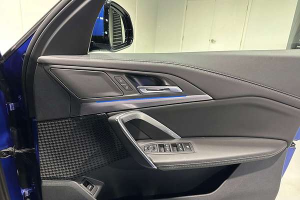 2024 BMW iX1 xDrive30 M Sport U11