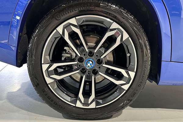2024 BMW iX1 xDrive30 M Sport U11