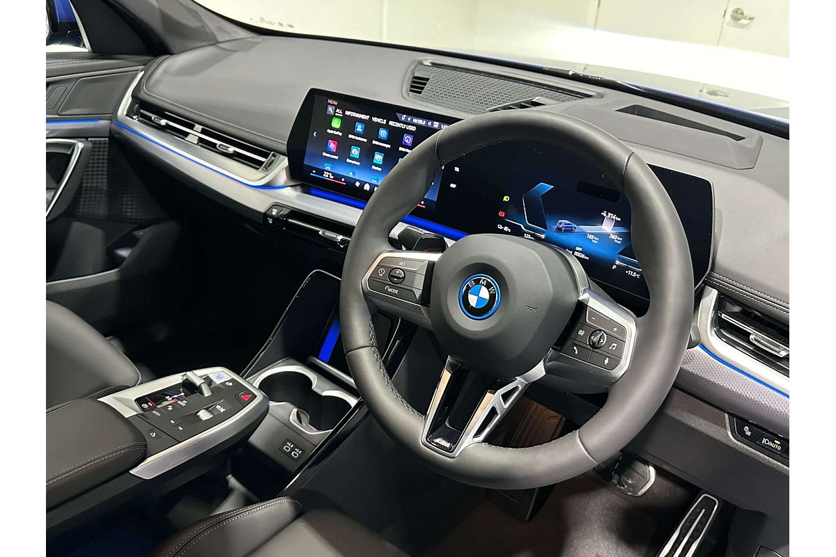 2024 BMW iX1 xDrive30 M Sport U11
