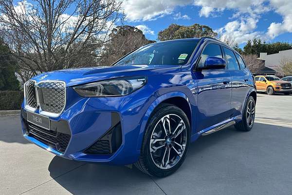 2024 BMW iX1 xDrive30 M Sport U11