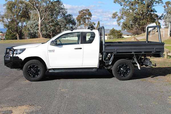 2021 Toyota Hilux SR GUN126R 4X4