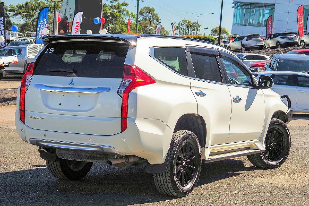 2019 Mitsubishi Pajero Sport Black Edition QE