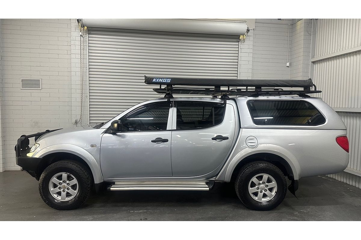 2014 Mitsubishi Triton GLX-R MN 4X4