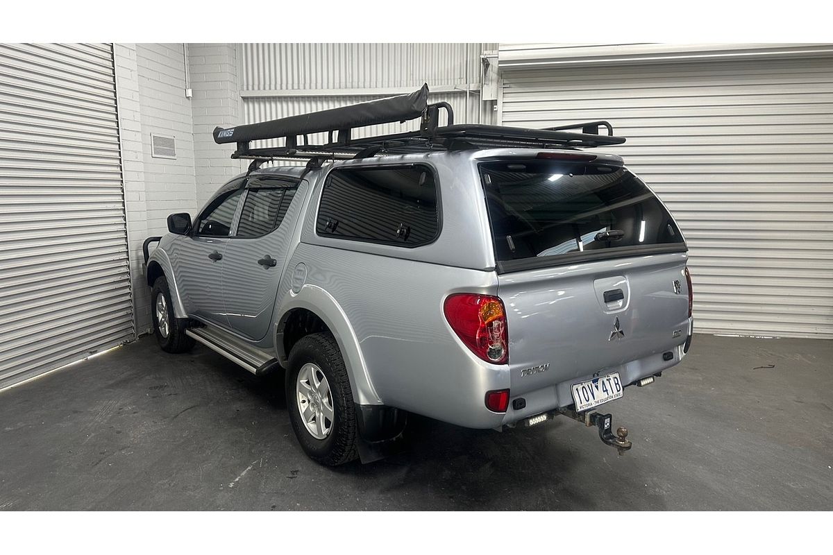 2014 Mitsubishi Triton GLX-R MN 4X4