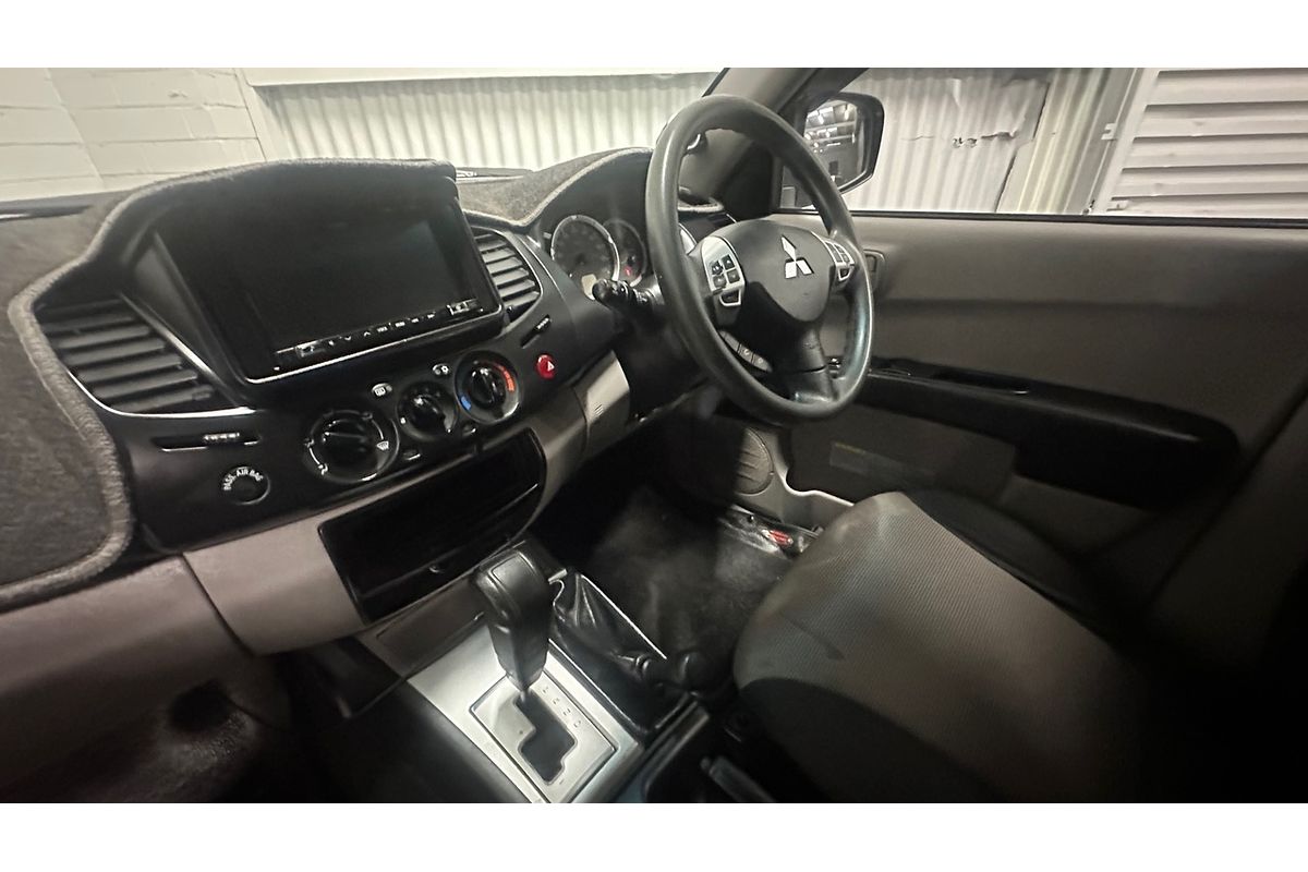 2014 Mitsubishi Triton GLX-R MN 4X4