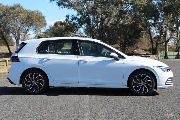 2024 Volkswagen Golf 110TSI Life 8