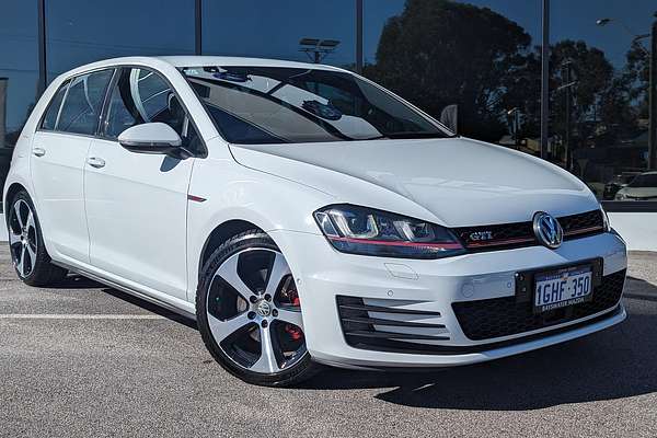 2016 Volkswagen Golf GTI 7