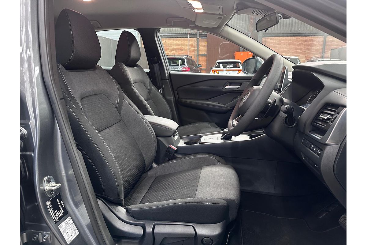 2024 Nissan QASHQAI ST J12