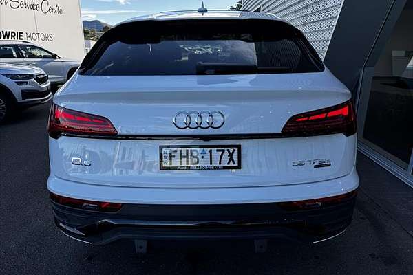 2023 Audi Q5 55 TFSI e S Line FY