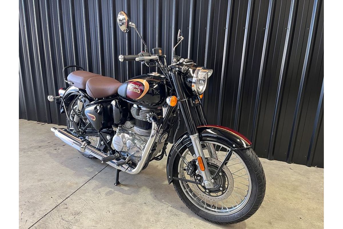 2024 Royal Enfield CLASSIC