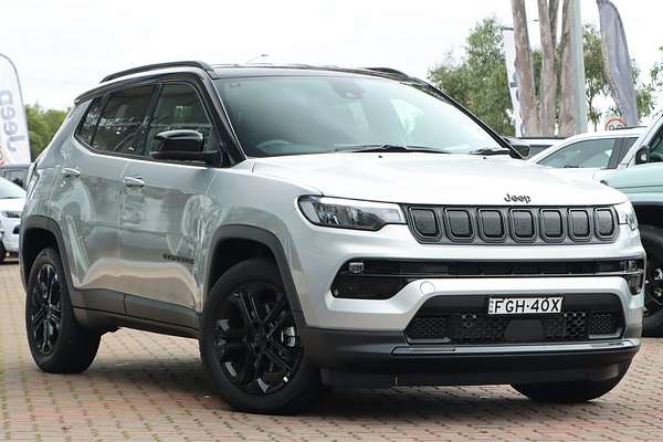 2023 Jeep Compass Night Eagle M6