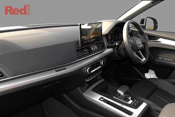 2023 Audi Q5 45 TFSI Sport FY