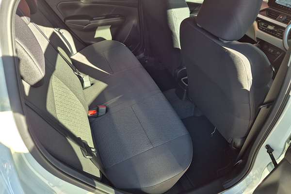2024 Suzuki Swift Hybrid Plus UZ