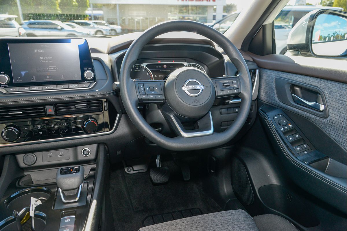 2023 Nissan X-TRAIL ST T33