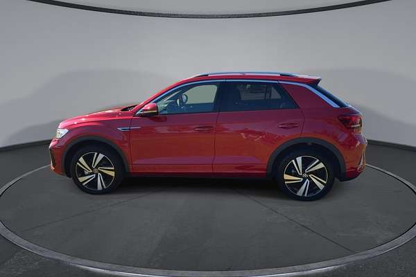 2023 Volkswagen T-Roc 140TSI R-Line D11