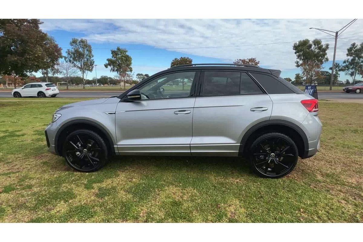 2024 Volkswagen T-Roc 140TSI R-Line D11