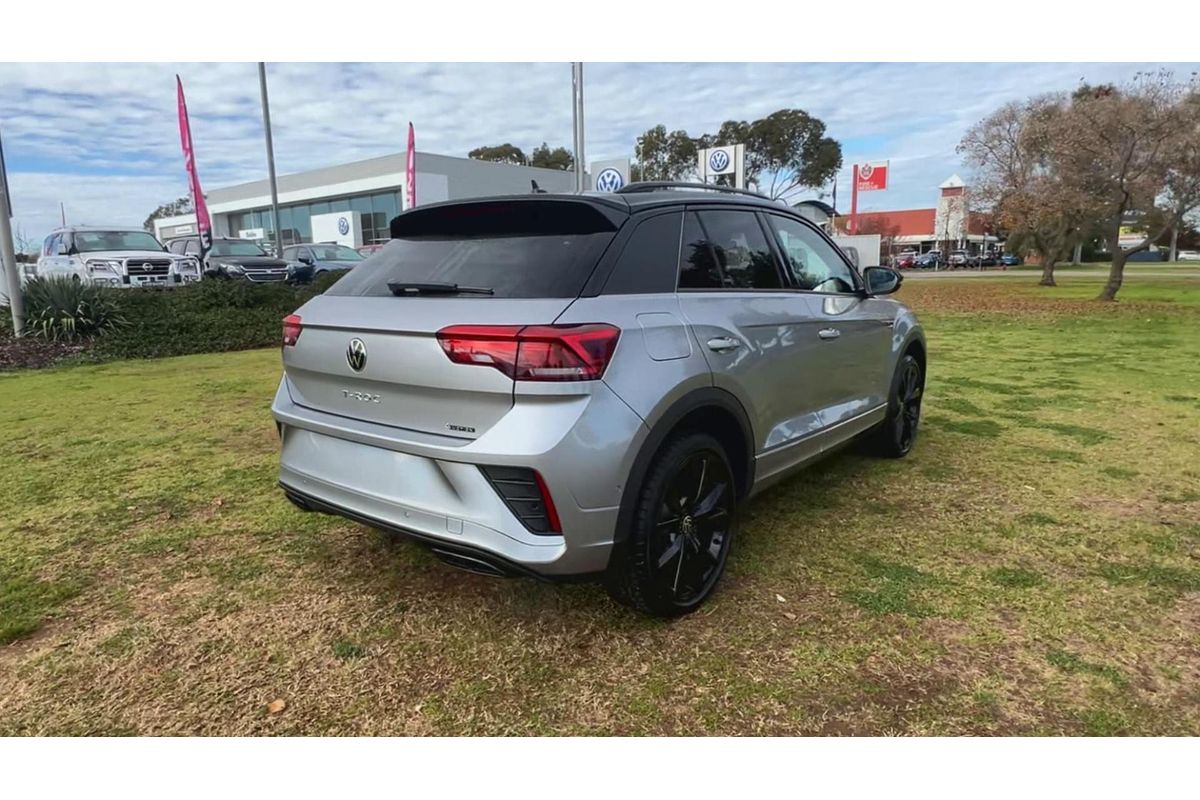 2024 Volkswagen T-Roc 140TSI R-Line D11