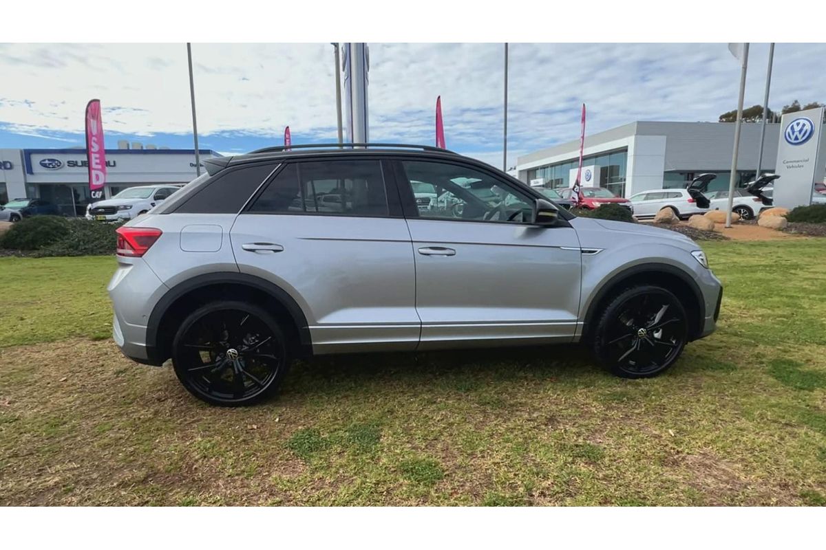 2024 Volkswagen T-Roc 140TSI R-Line D11