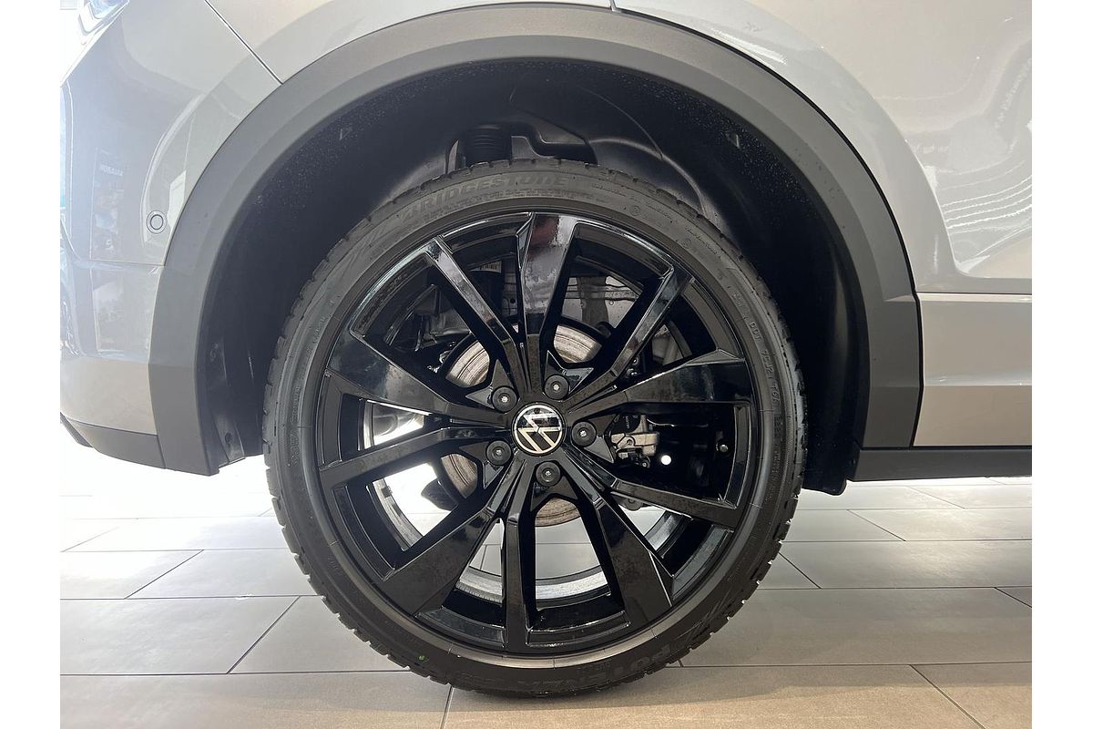 2024 Volkswagen T-Roc 140TSI R-Line D11