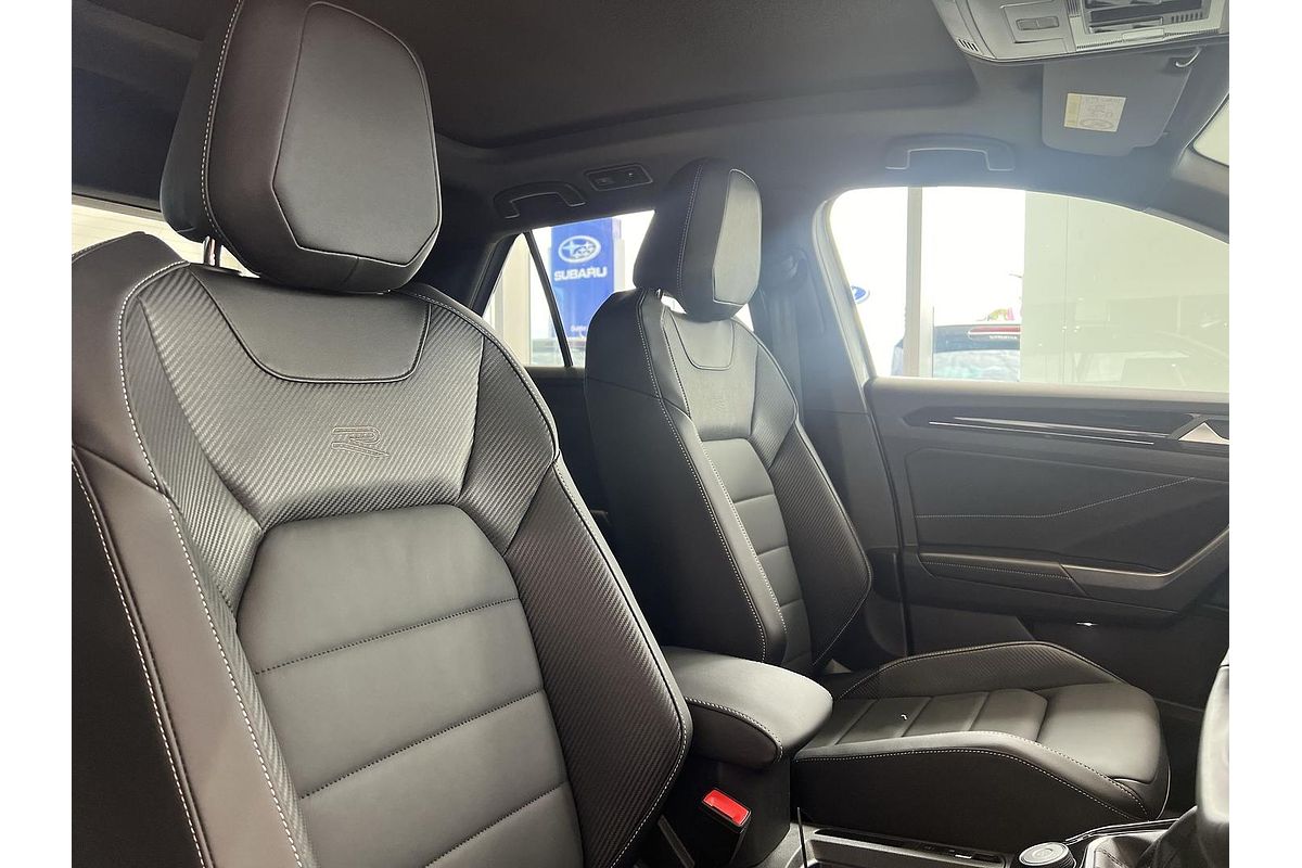 2024 Volkswagen T-Roc 140TSI R-Line D11