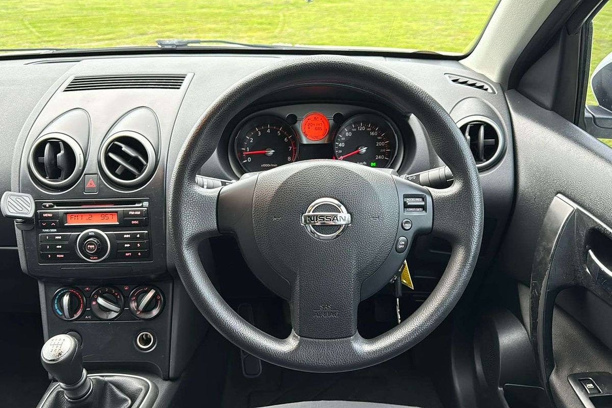 2008 Nissan Dualis ST J10