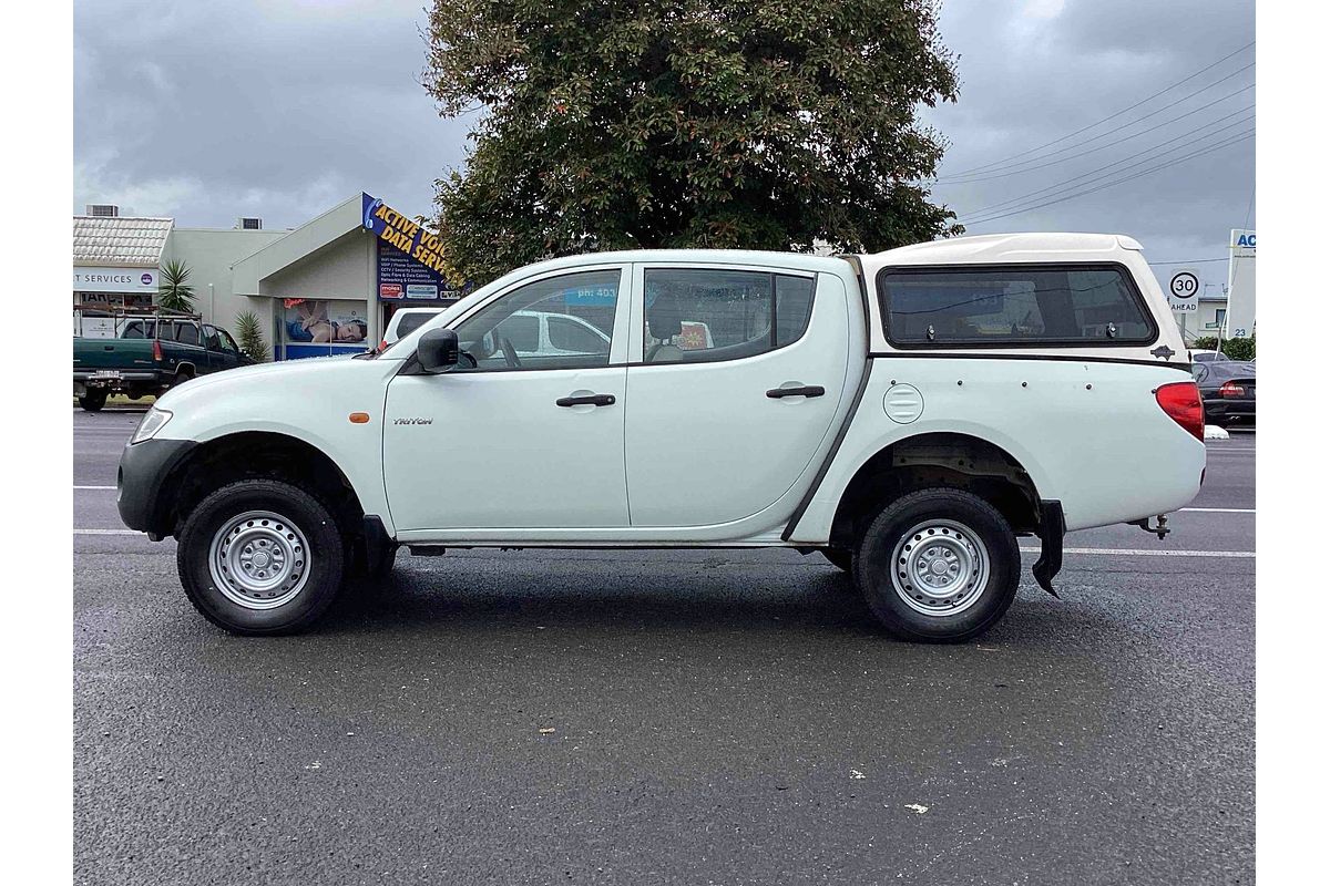 2006 Mitsubishi Triton GLX ML 4X4