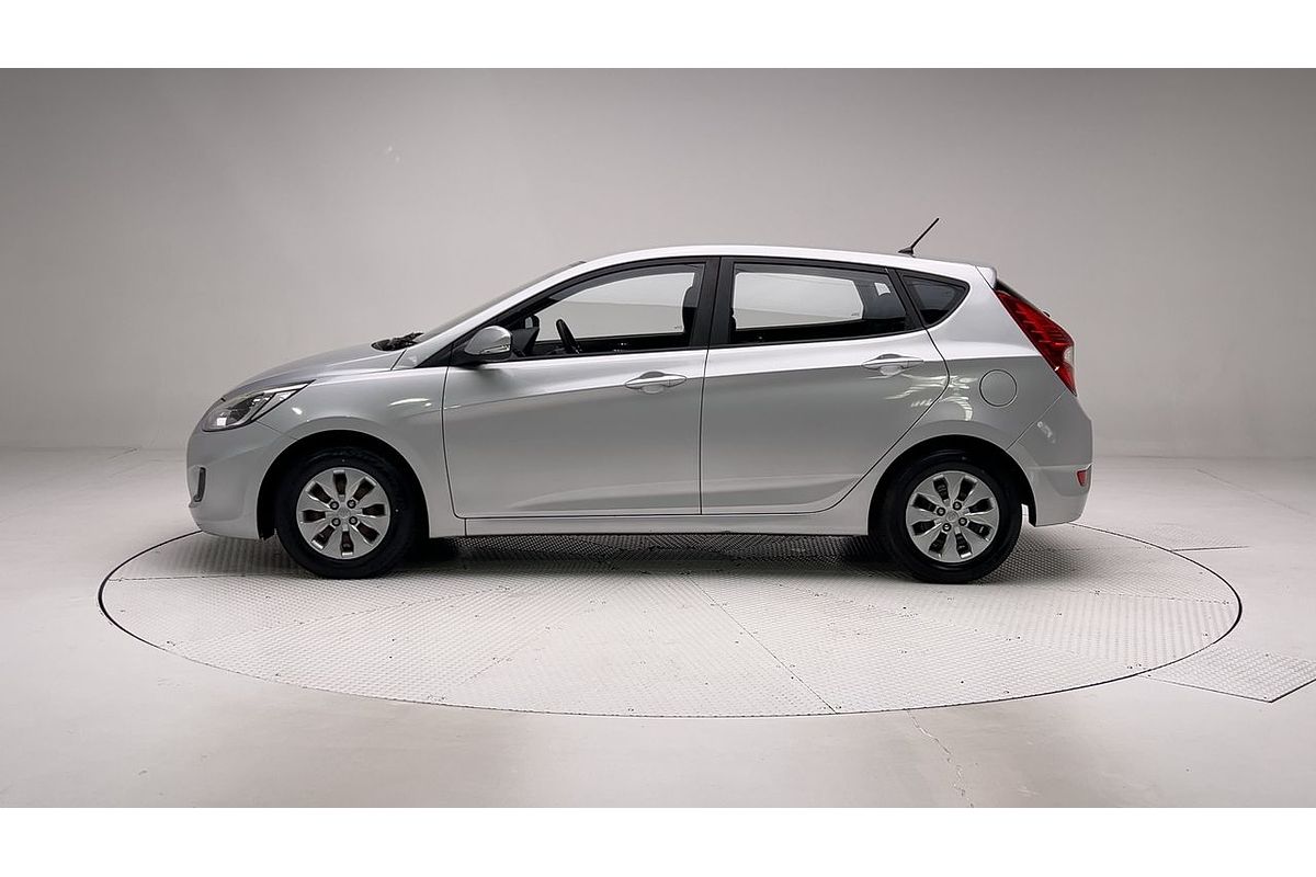 2016 Hyundai Accent Active RB4