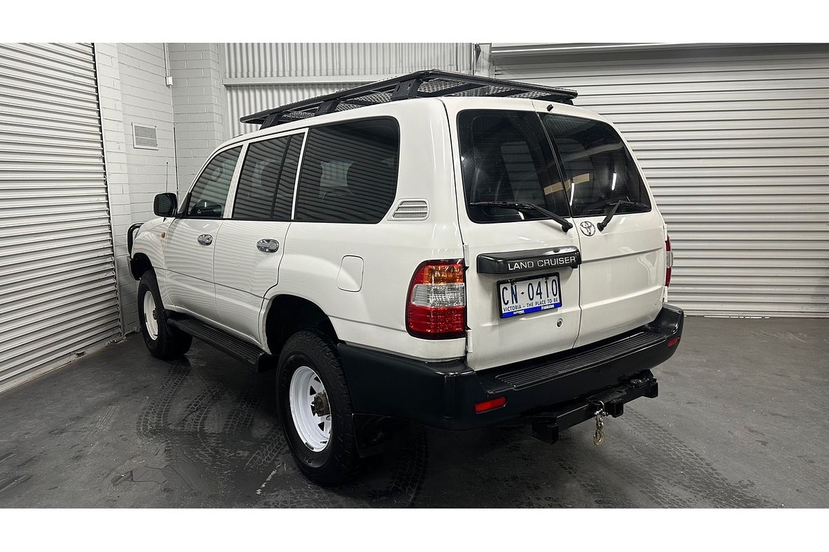 2006 Toyota Landcruiser Standard HZJ105R