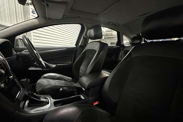 2011 Ford Mondeo Titanium MC