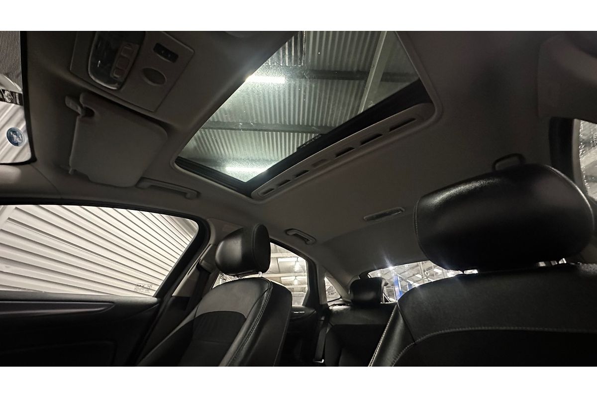 2011 Ford Mondeo Titanium MC