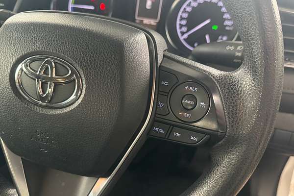 2019 Toyota Camry Ascent AXVH71R