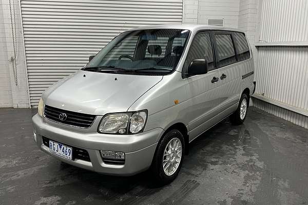 2001 Toyota Spacia SR40R