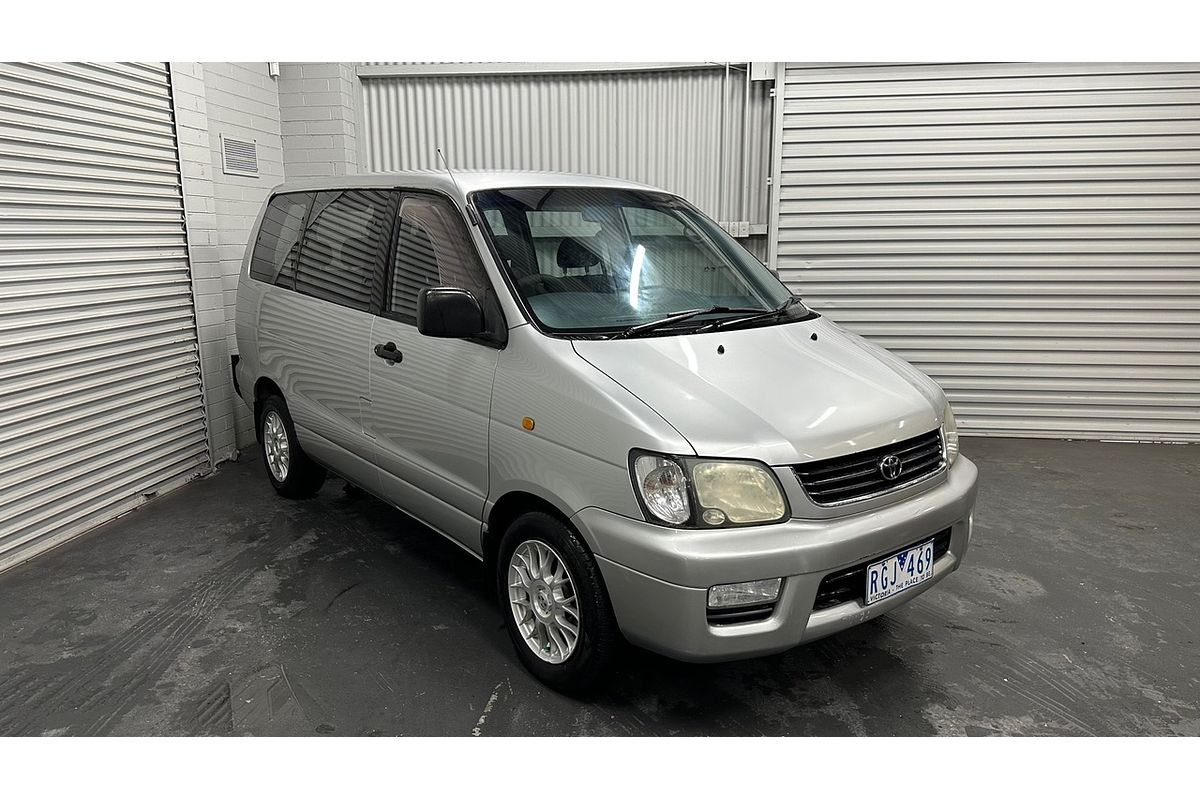 2001 Toyota Spacia SR40R