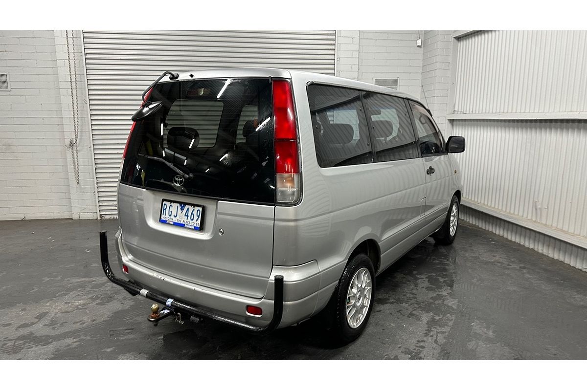 2001 Toyota Spacia SR40R