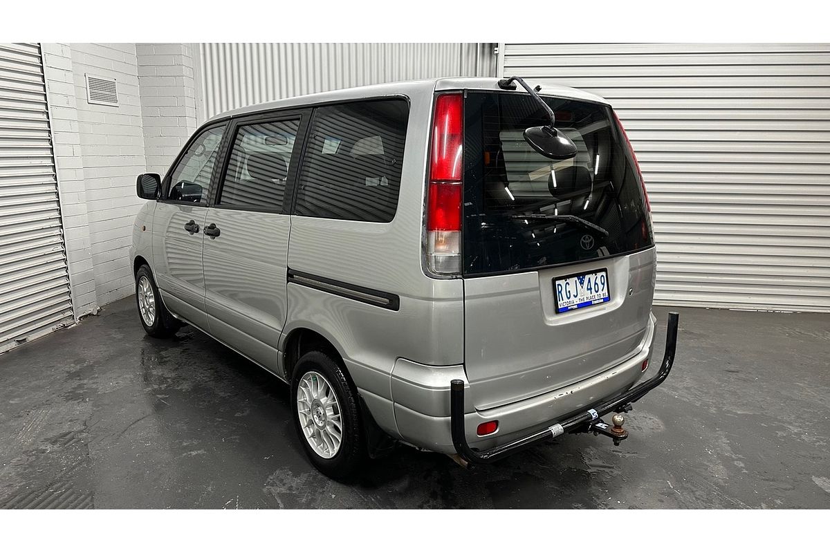 2001 Toyota Spacia SR40R