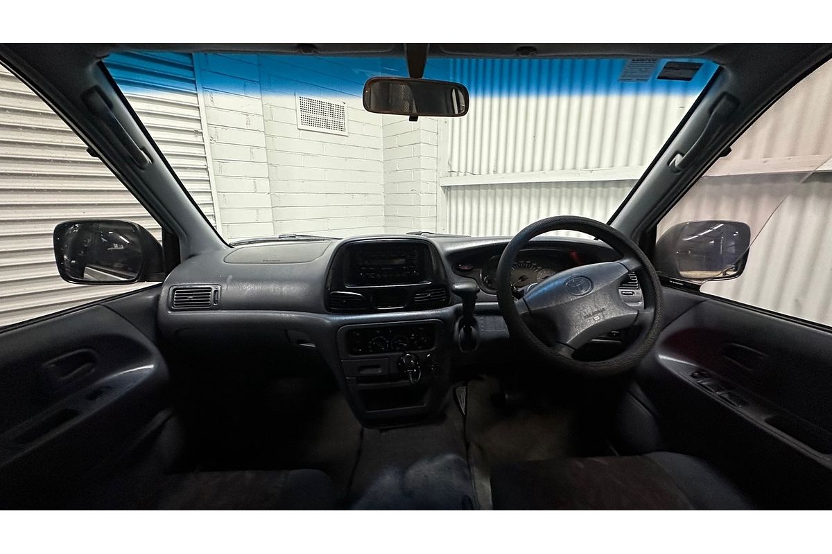 2001 Toyota Spacia SR40R