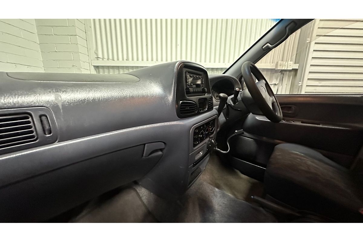 2001 Toyota Spacia SR40R