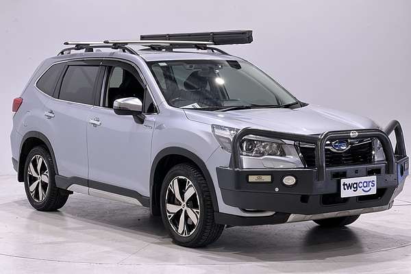 2020 Subaru Forester Hybrid S S5