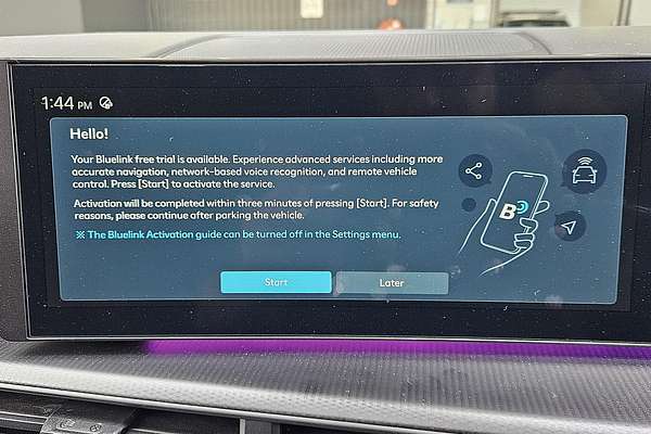 2024 Hyundai Santa Fe Hybrid Calligraphy MX5.V1